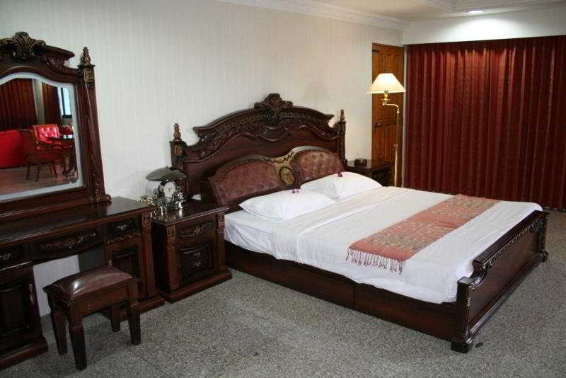 צ'יאנג מאי Chateau Chiangmai Hotel מראה חיצוני תמונה
